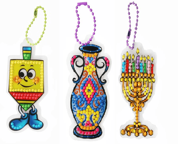 מארז מחזיקי מפתחות יהלומים לחנוכה
